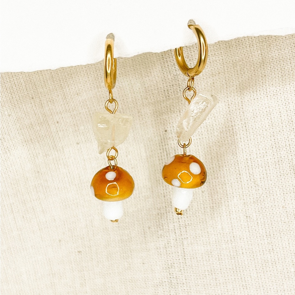 Citrine mushroom earrings - Picture 3 of 3
